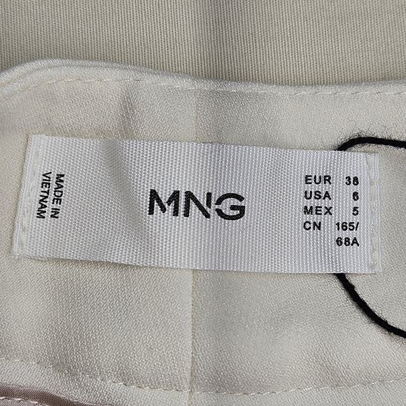 NWT!!! MNG Elegant Cream Wide-Leg Pants. Size 6 - Picture 5 of 8